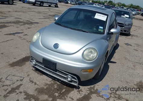 2001 Volkswagen New Beetle Glx из США, поврежденный, VIN 3VWDC21CX1M414377